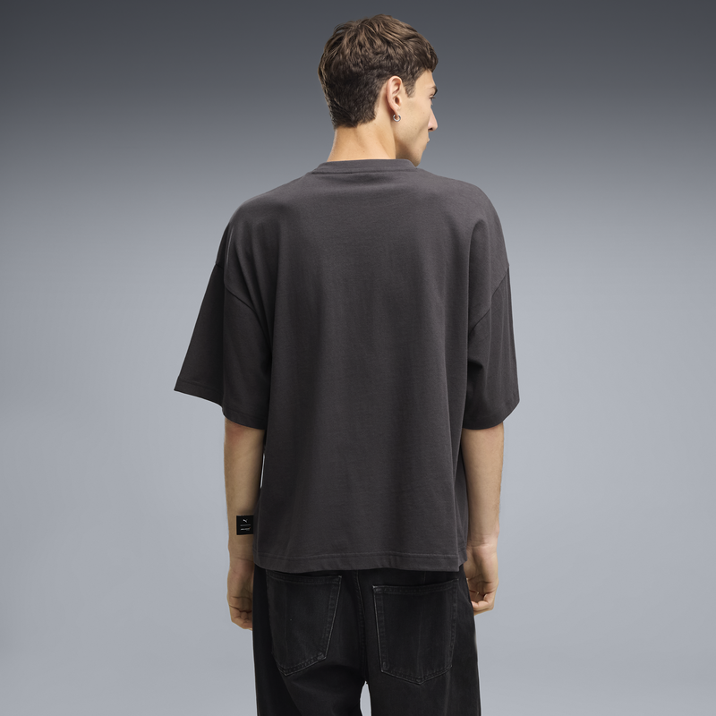 ML LS James Hunt Tee1 - Titan Black